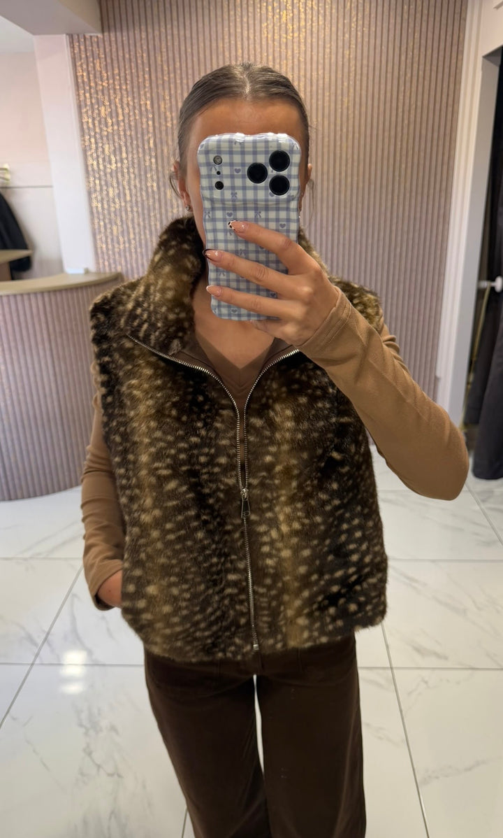 Nancy Deer Print Faux Fur Zip Up Gilet